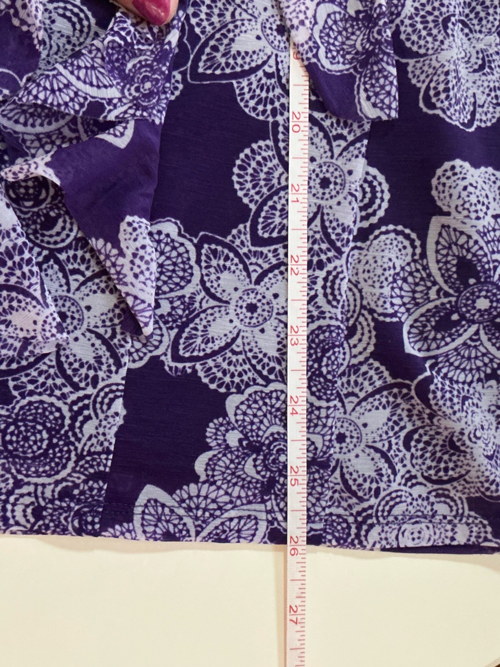 Elle Purple Ruffled VNeck Short Flutter Sleeve Blouse Size Large - Picture 10 of 12